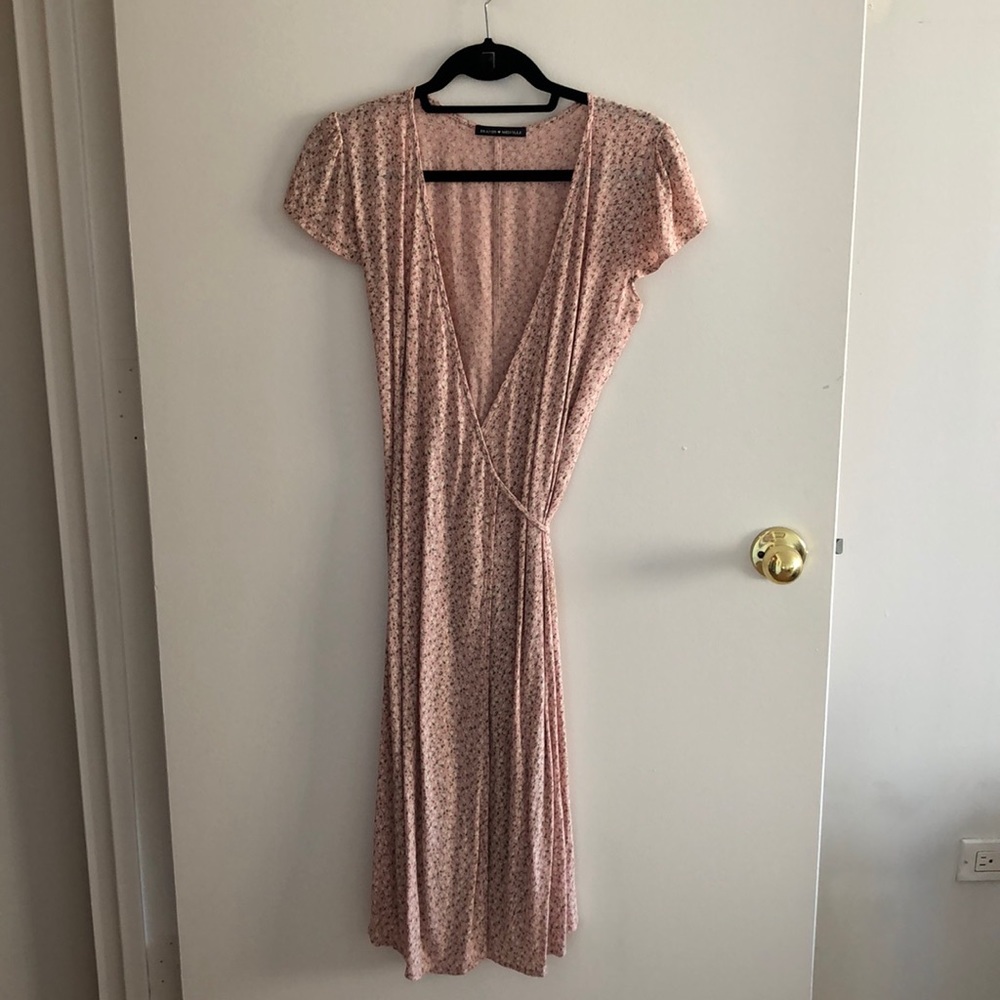✨limited time✨ Brandy Melville Wrap Dress NWOT